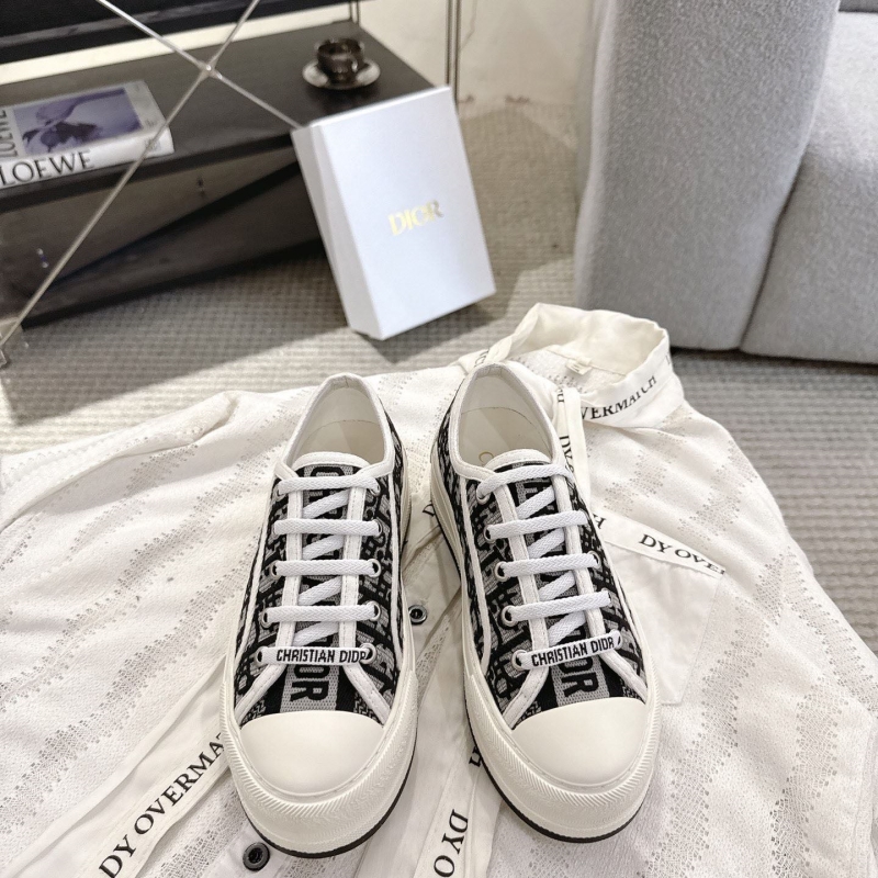 chr1st1an D10r sneakers